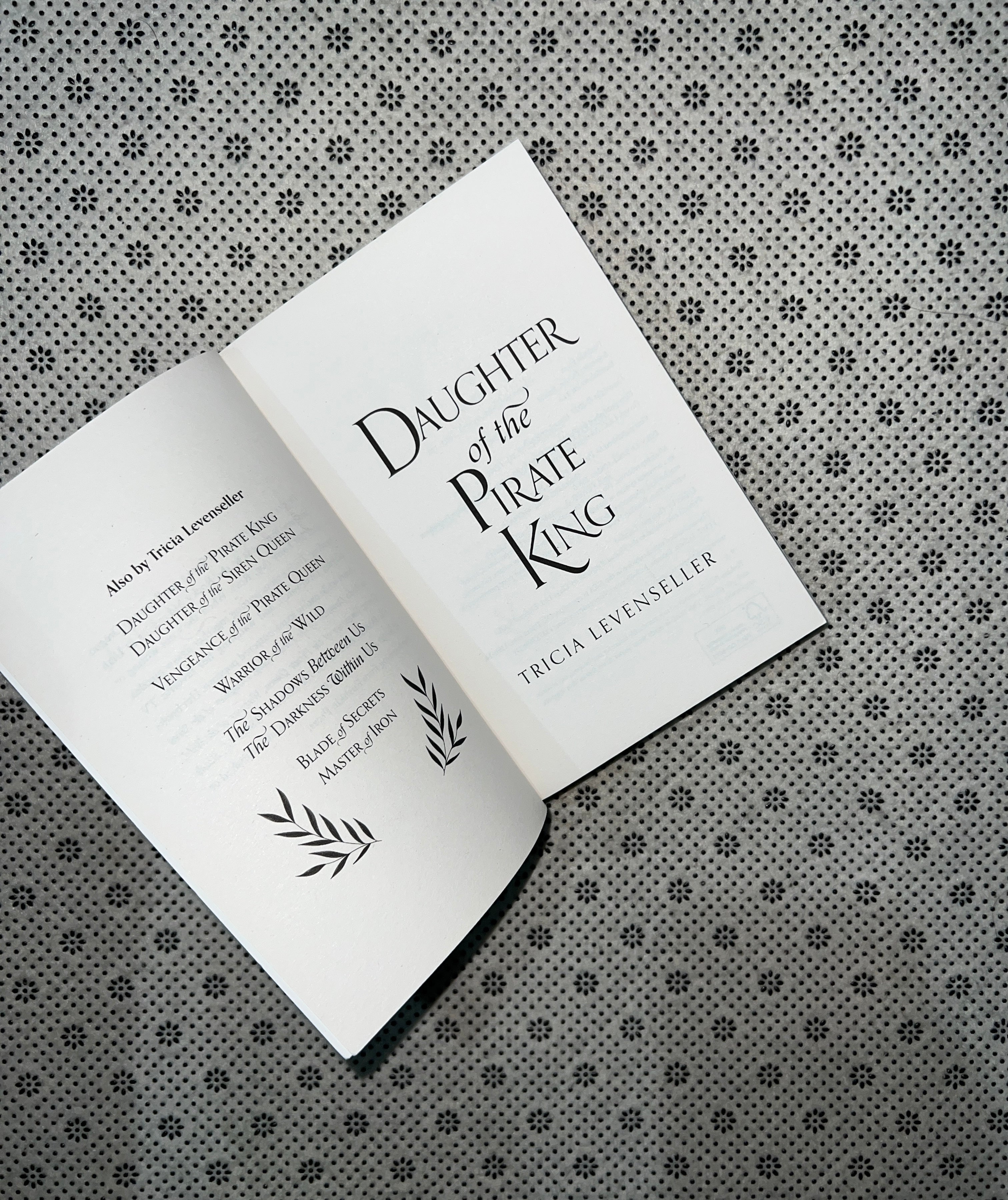 DAUGHTER OF THE PIRATE KING: DAUGHTER OF THE PIRATE KING (Book 1) by Tricia Levenseller