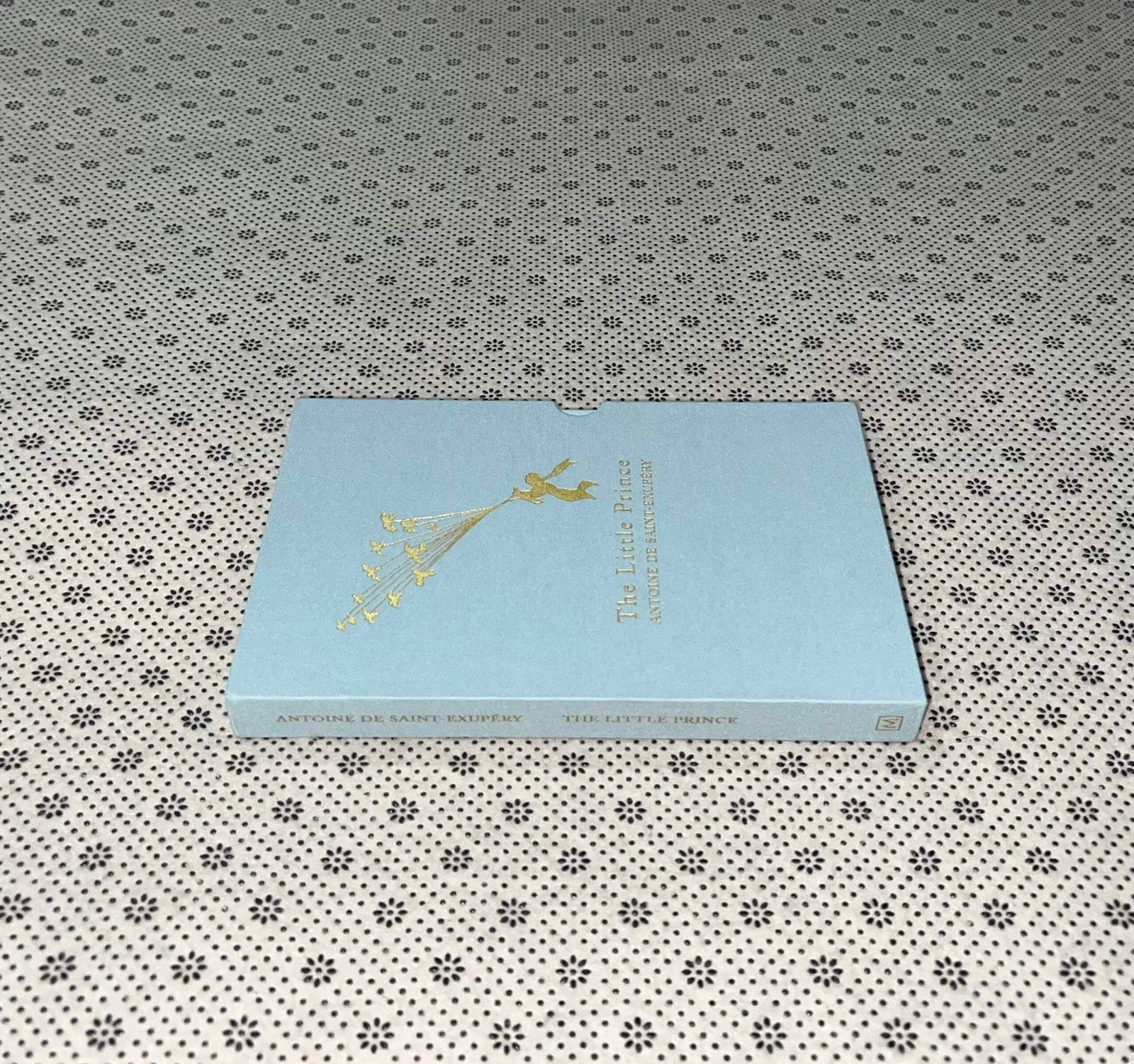 the littl prince macmillan collectors library by antoine de saint exupery