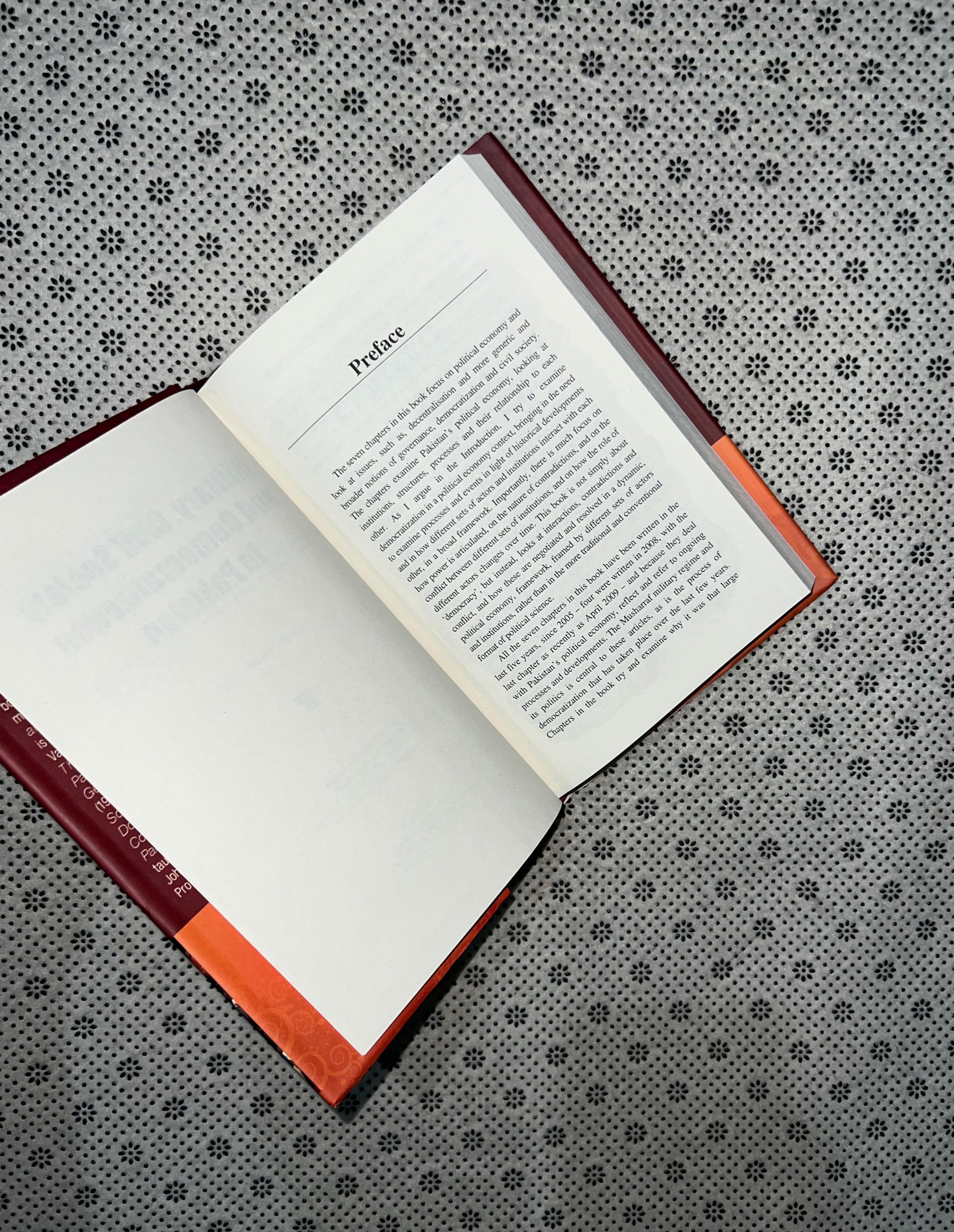 MILITARY, CIVIL SOCIETY AND DEMOCTATIZATION IN PAKISTAN by S. Akbar Zaidi