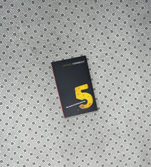 SLAUGHTERHOUSE 5 by Kurt Vonnegut