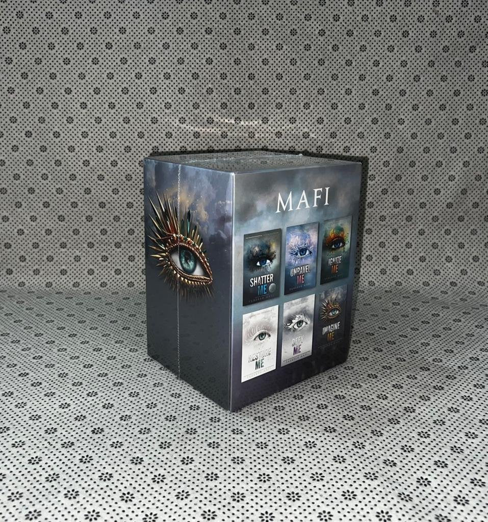 shatter me series 6 book box set includes shatter me unravel me ignite me restore me defy me imagine me by tahereh mafi