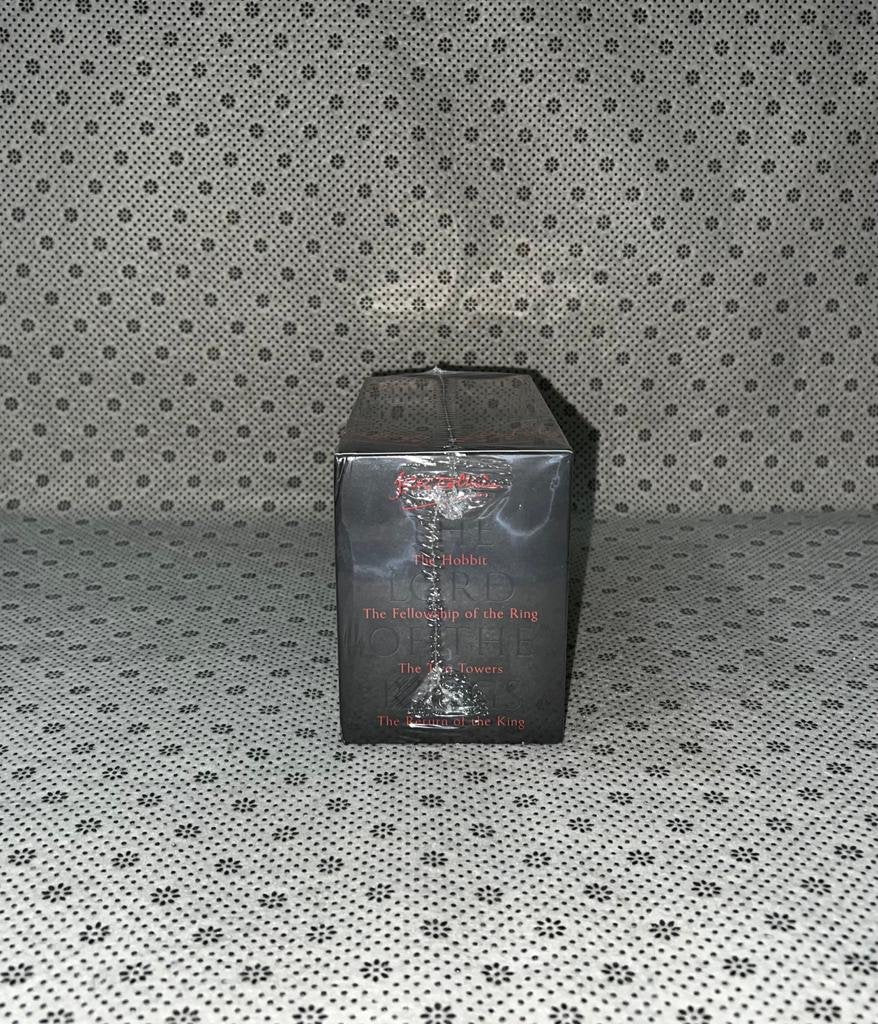 the hobbit and the lord of the rings 4 books box set by j r r tolkien