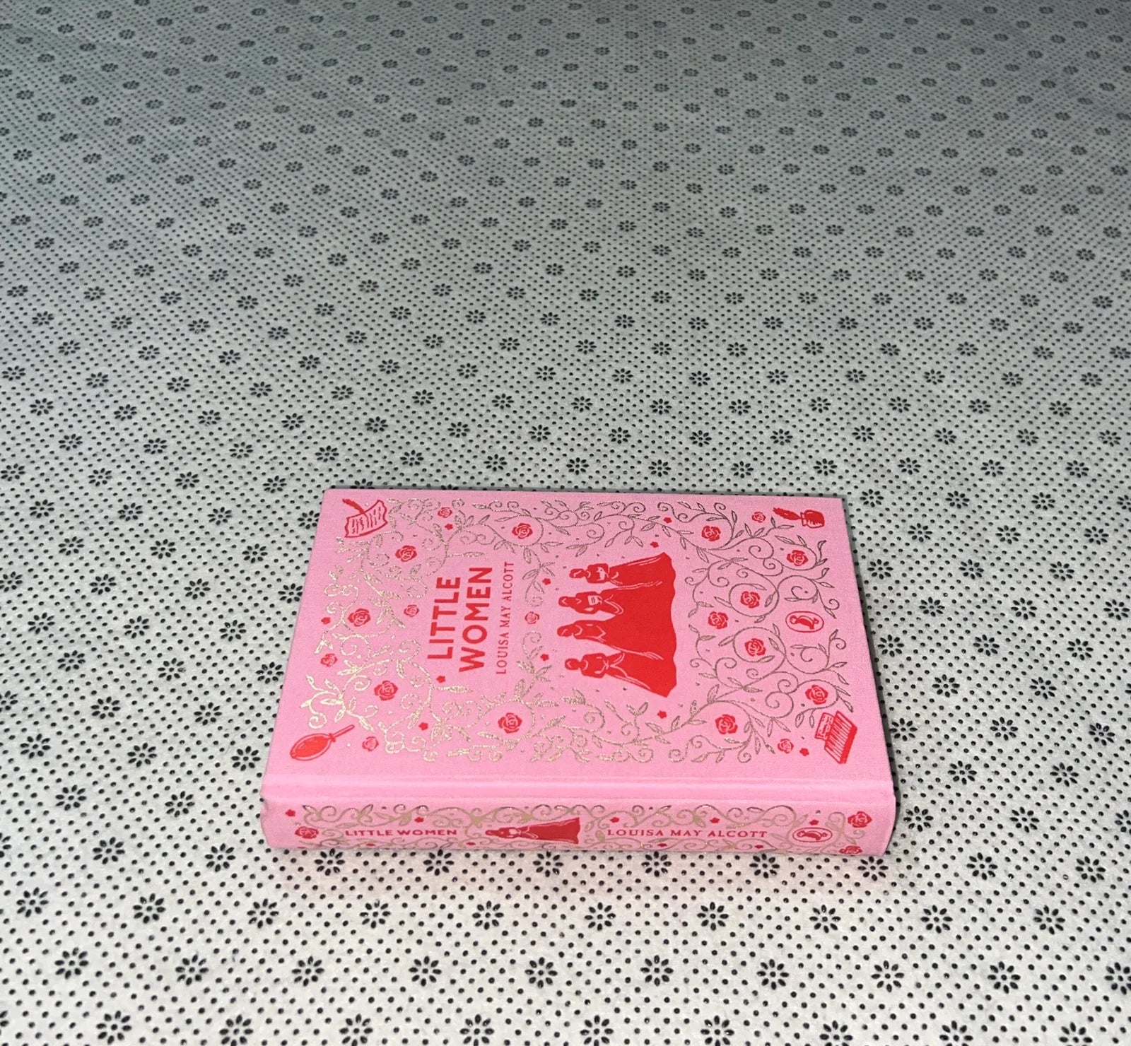 little women puffin clothbound classics by louisa may alcott