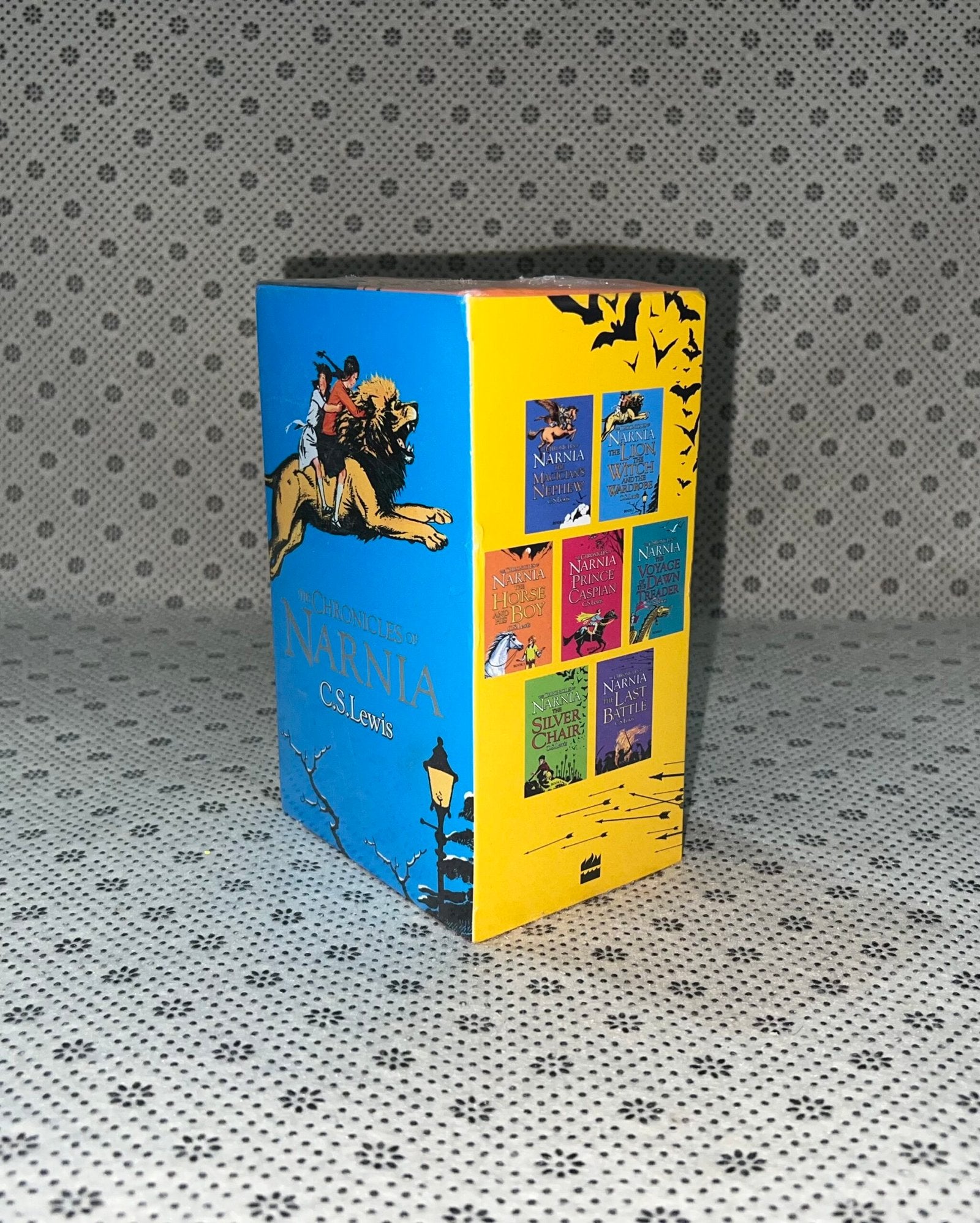 the chronicles of narnia 7 books box set by c s lewis