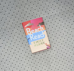 BEACH READ by Emily Henry