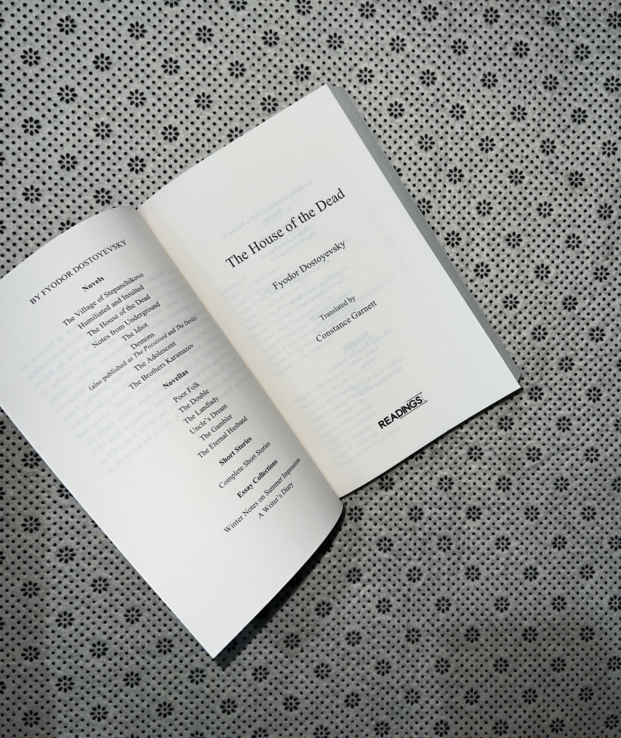 THE HOUSE OF THE DEAD (Readings Classics) by Fyodor Dostoyevsky