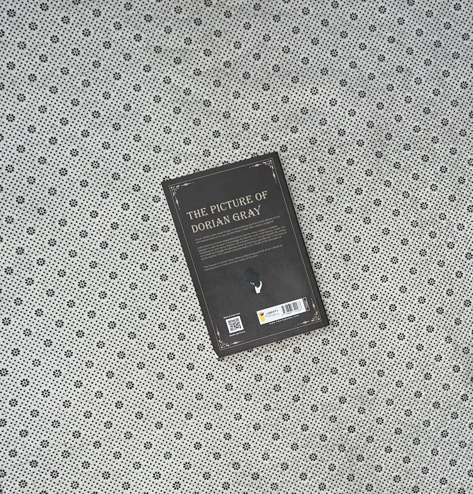 THE PICTURE OF DORIAN GRAY - (PB) Liberty Publication by Oscar Wilde