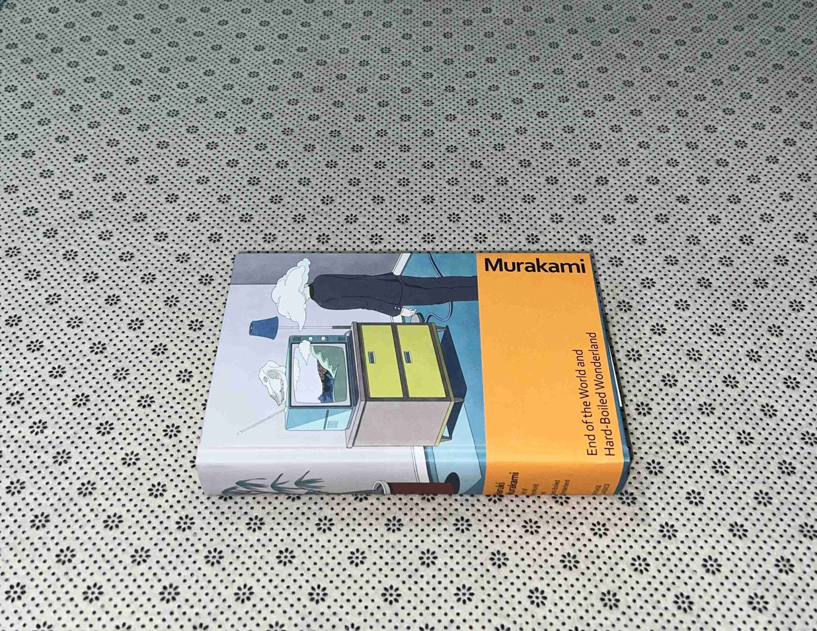 the end of the world and hardboiled wonderland by haruki murakami