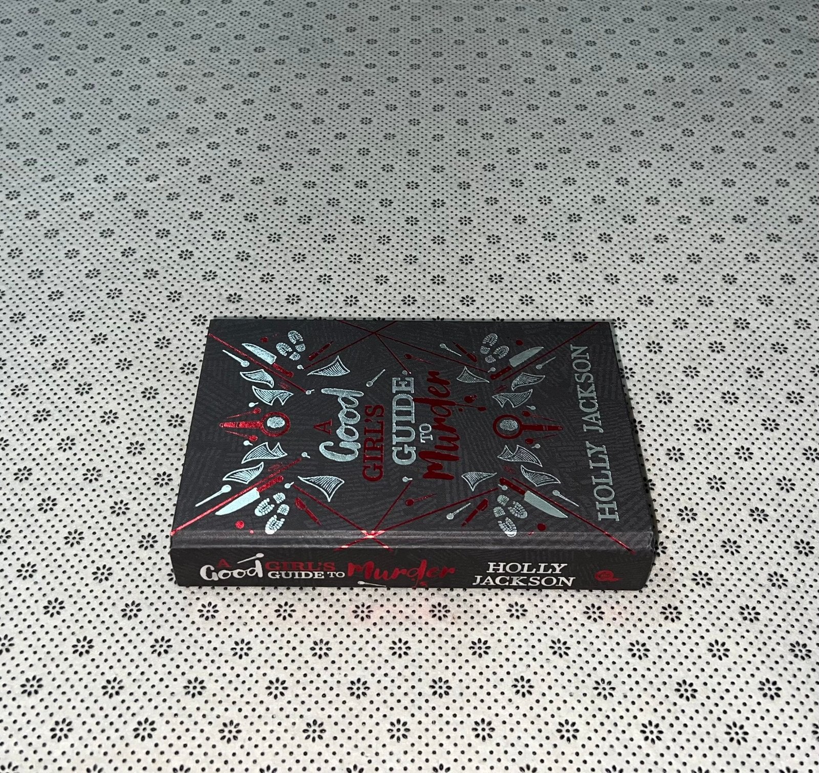 a good girls guide to murder a good girls guide to murder series book 1 collectors edition by holly jackson