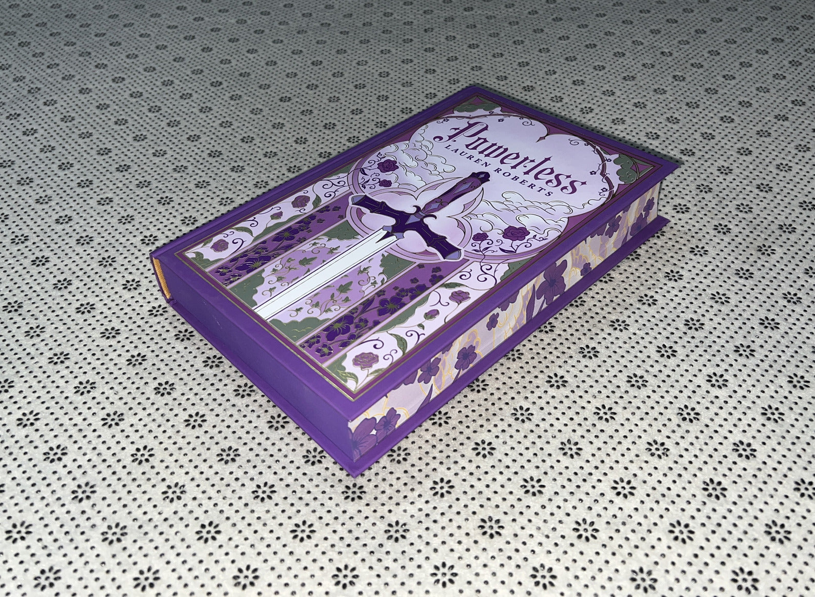 POWERLESS: The Powerless Trilogy (Book 1) (Ultra Deluxe Edition) by Lauren Roberts