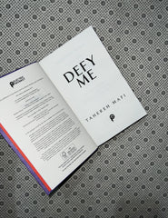 DEFY ME: The Shatter Me Trilogy series Book 5 (Exclusive Collector's Edition) by Tahereh Mafi