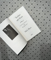 tuesdays with morrie an old man a young man and lifes greatest lesson by mitch albom 1