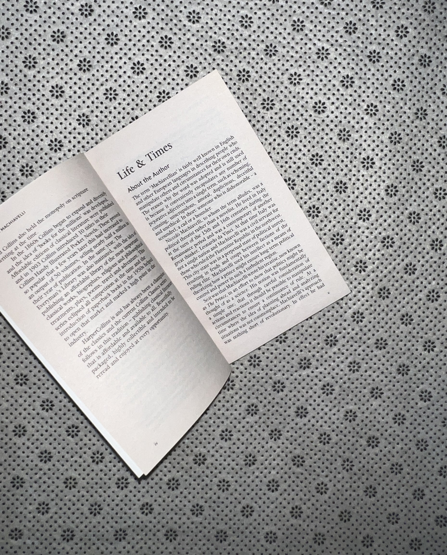 THE PRINCE (Collins Classics) by Niccolo Machiavelli