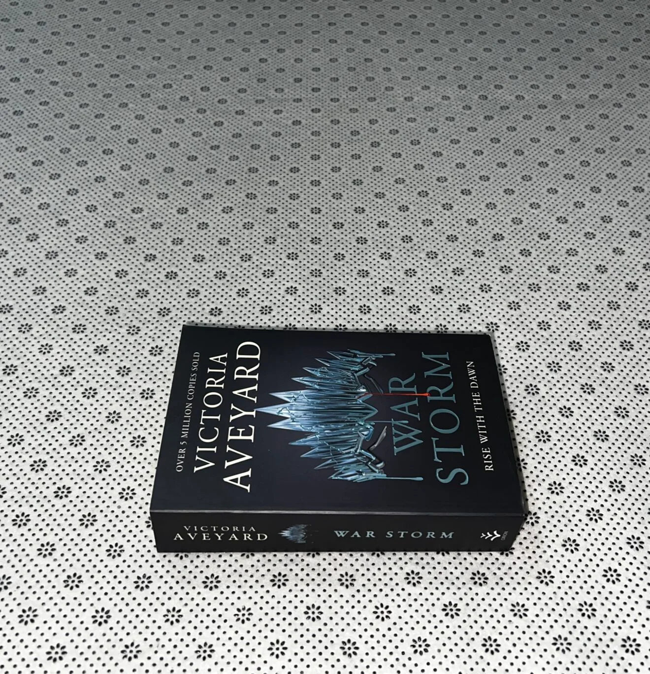 war storm red queen series book 4 by victoria aveyard