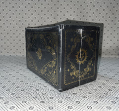 THE RETURN TO CARAVAL COMPLETE COLLECTION BOX SET (Box Set Edition Of Caraval, Legendary, Finale and Spectacular) by Stephanie Garber