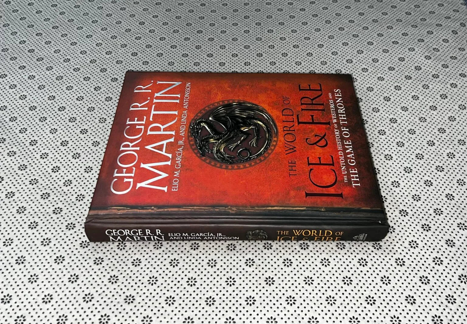 the world of ice fire the untold history of westeros and the game of thrones by george r r martin
