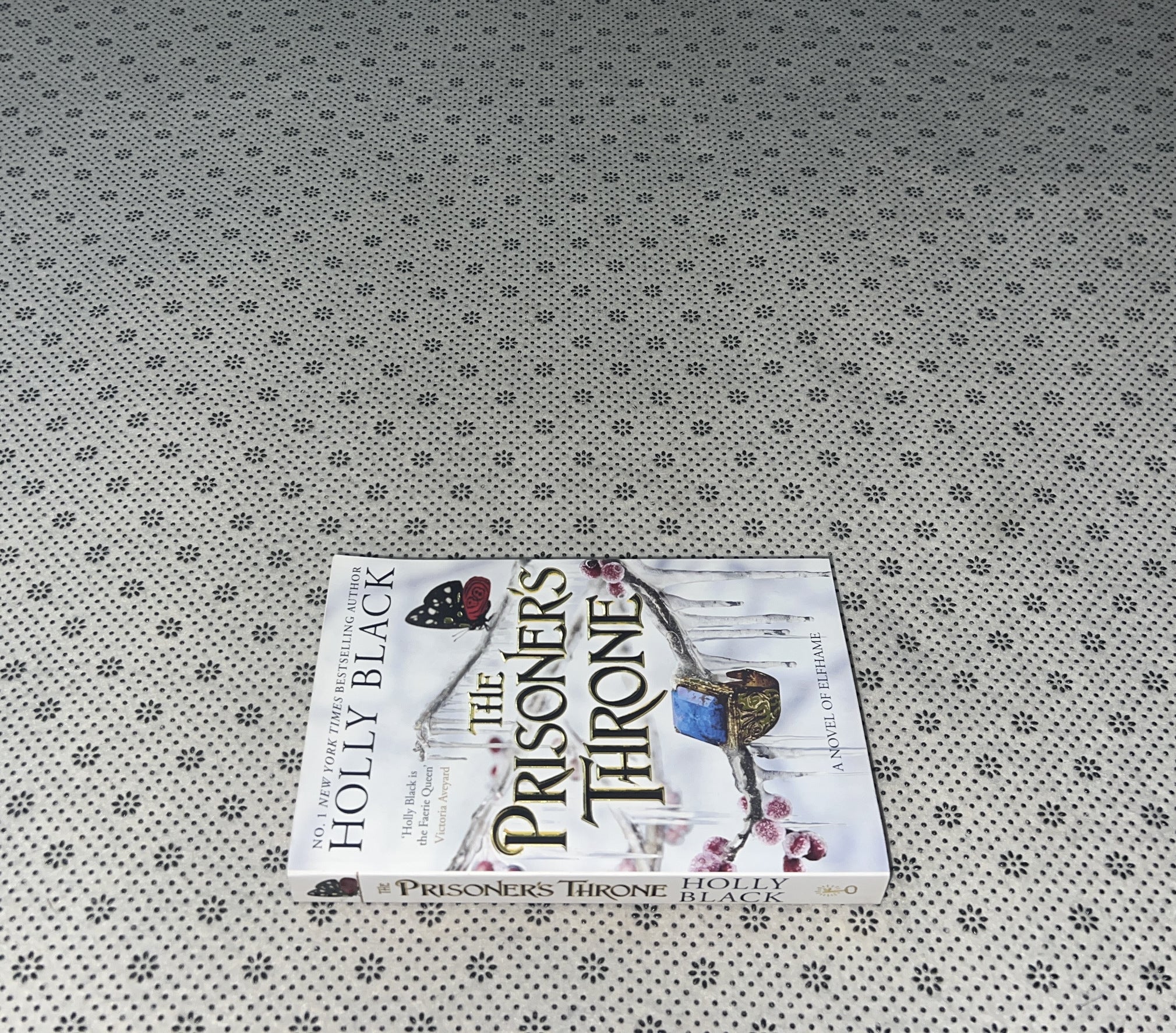 THE PRISONER'S THRONE: the Stolen Heir Series (Book 2) by Holly Black