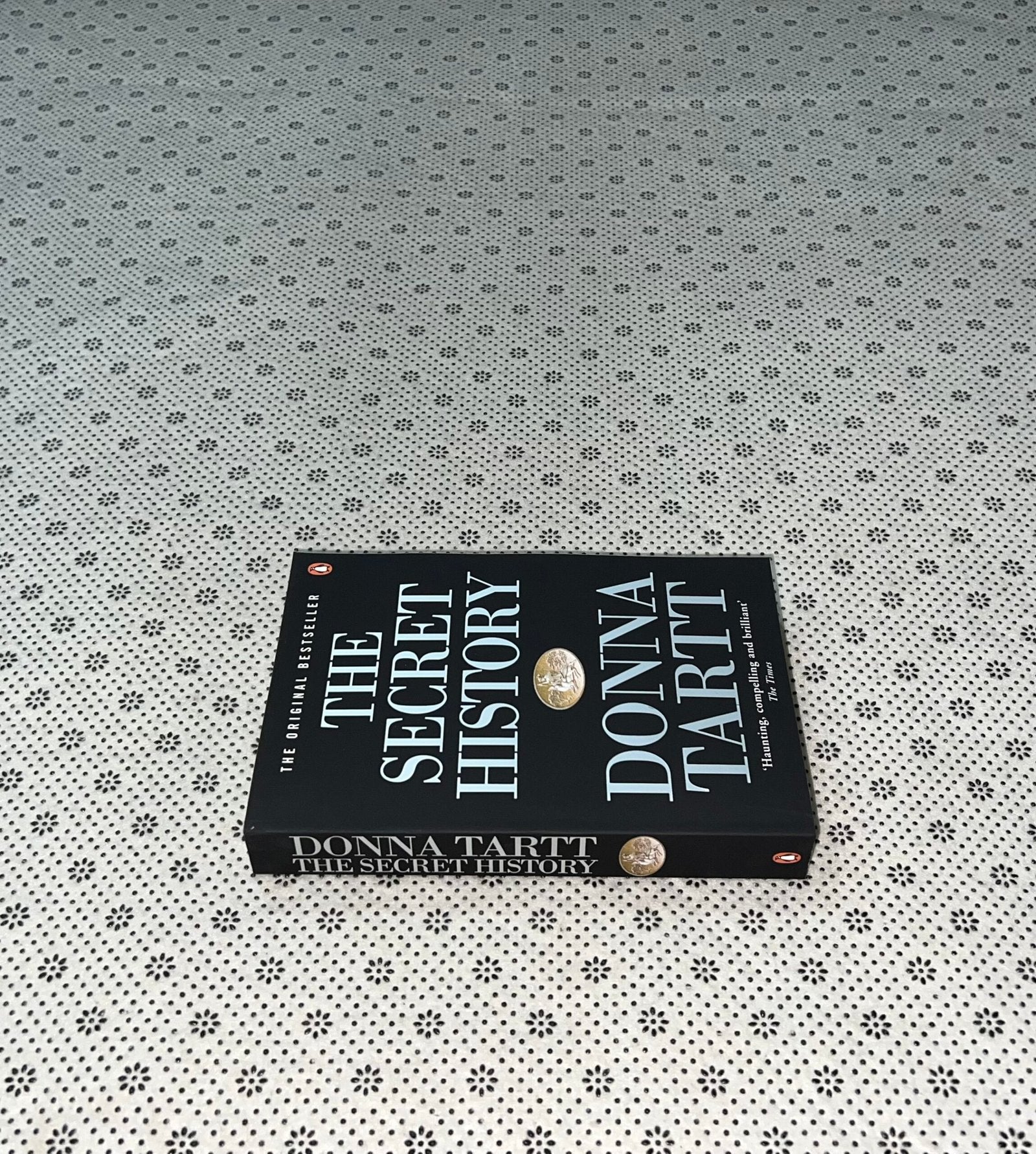 the secret history by donna tartt 1