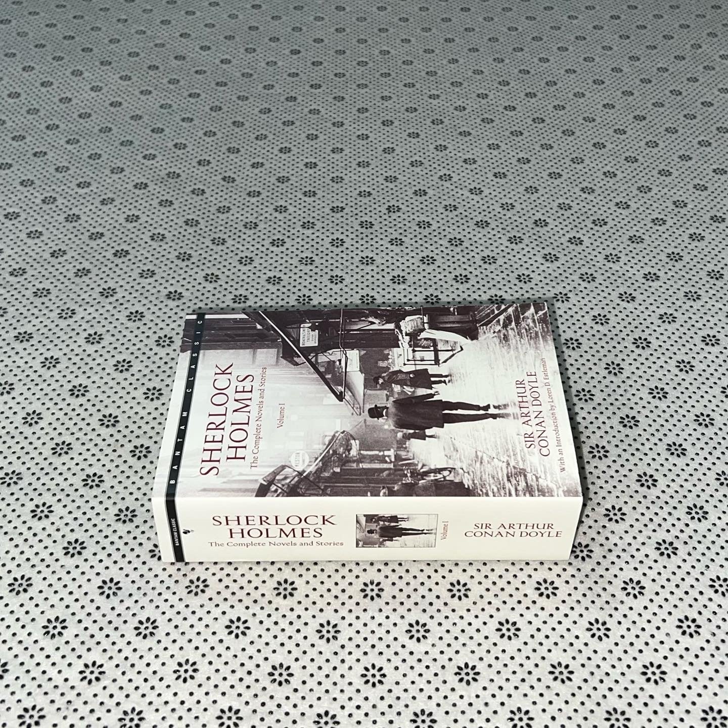 sherlock holmes the complete novels and stories short stories series volume 1 by sir arthur conan doyle
