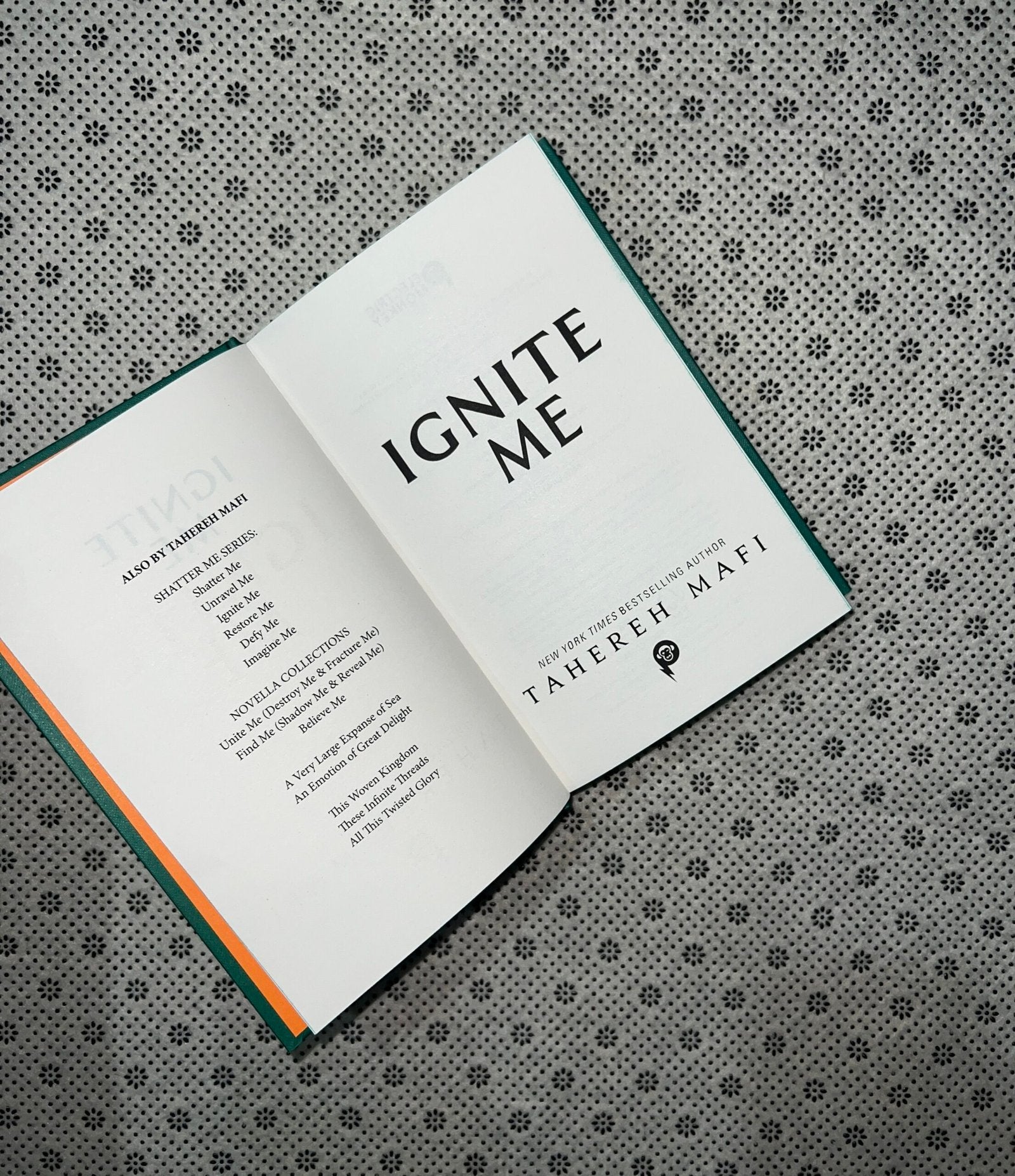 ignite me the shatter me trilogy book 3 collectors edition by tahereh mafi