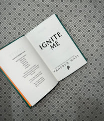 ignite me the shatter me trilogy book 3 collectors edition by tahereh mafi