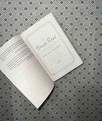 beach read by emily henry 1