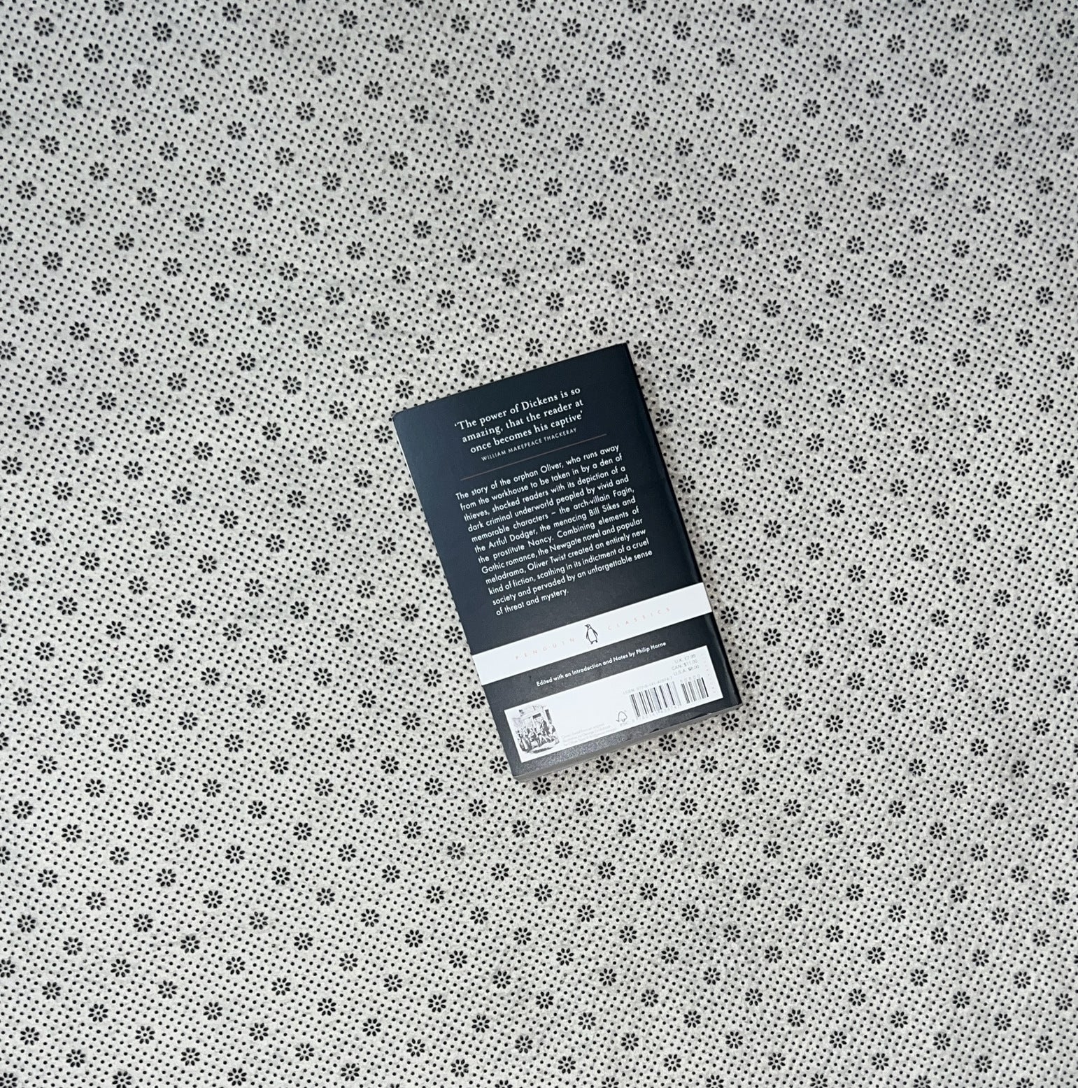 OLIVER TWIST by Charles Dickens