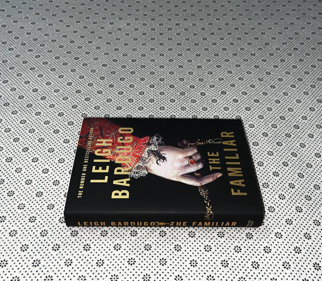 the familiar by leigh bardugo