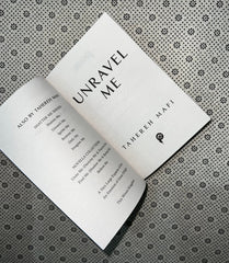unravel me shatter me series book 2 by tahereh mafi 1