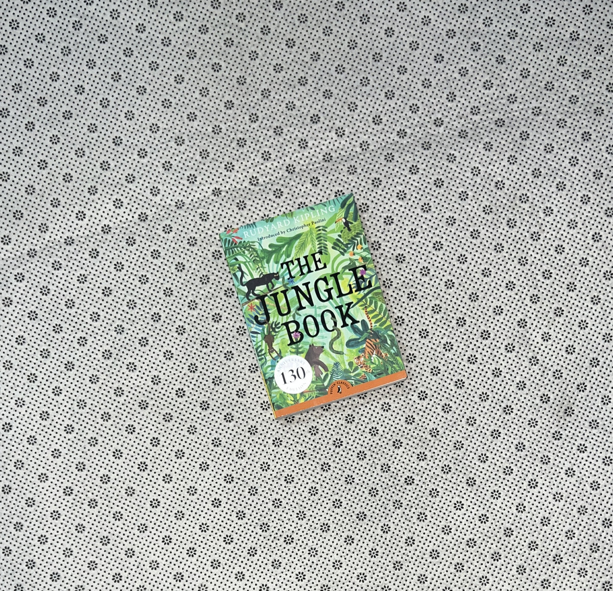 THE JUNGLE BOOK (Puffin Classics) by Rudyard Kipling