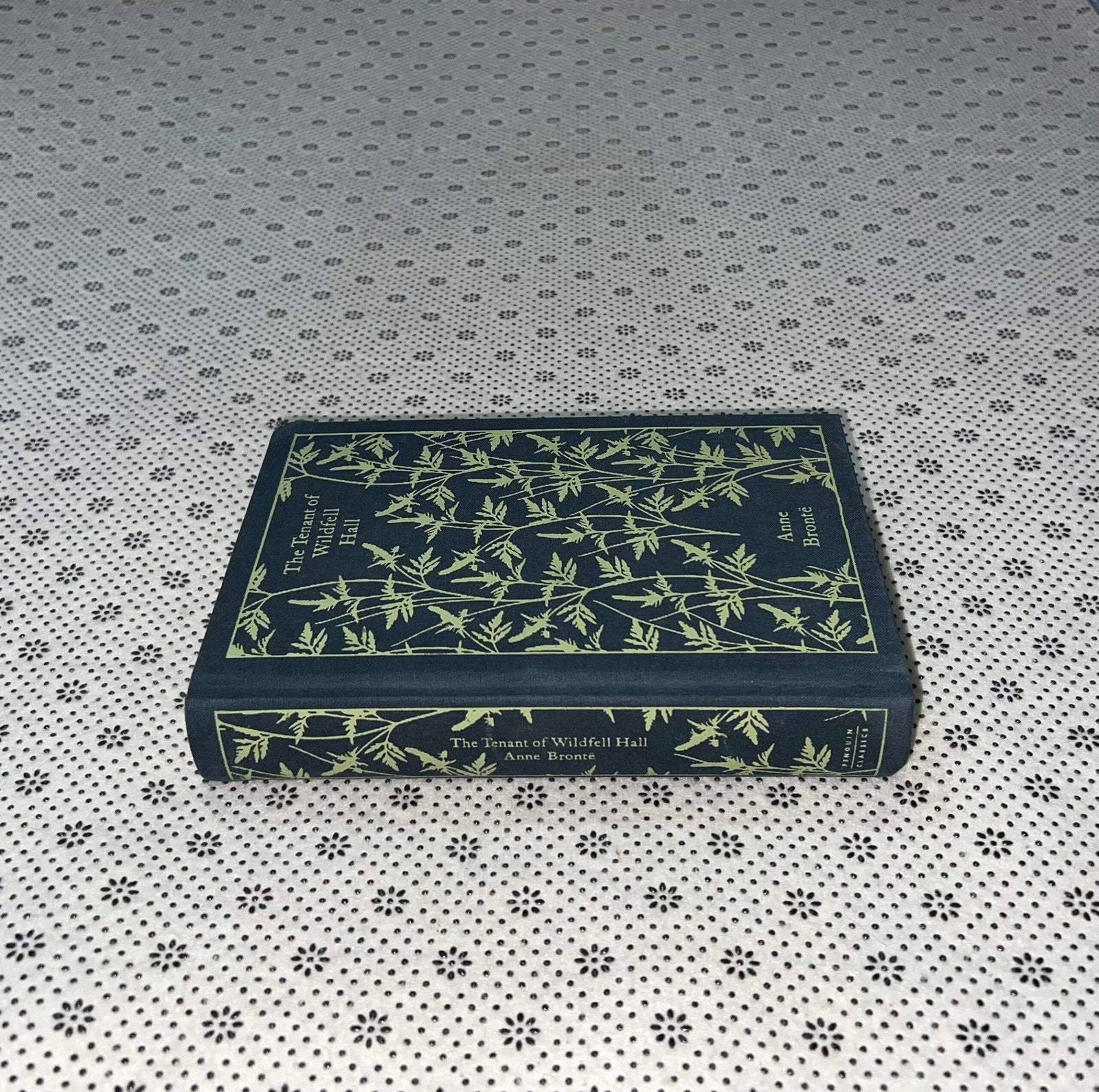 the tenant of wildfell hall penguin clothbound edition by anne bronte
