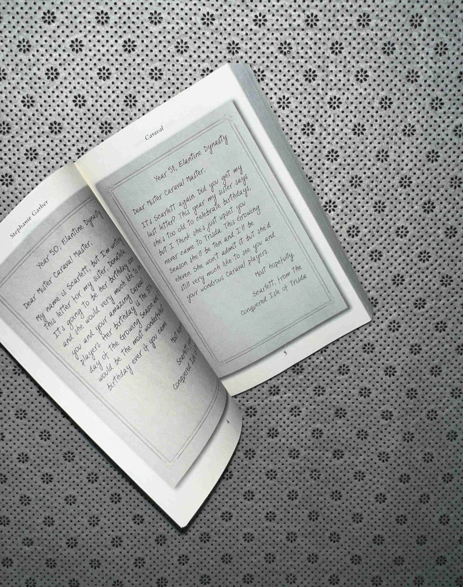 caraval caraval series book 1 by stephanie garber 1