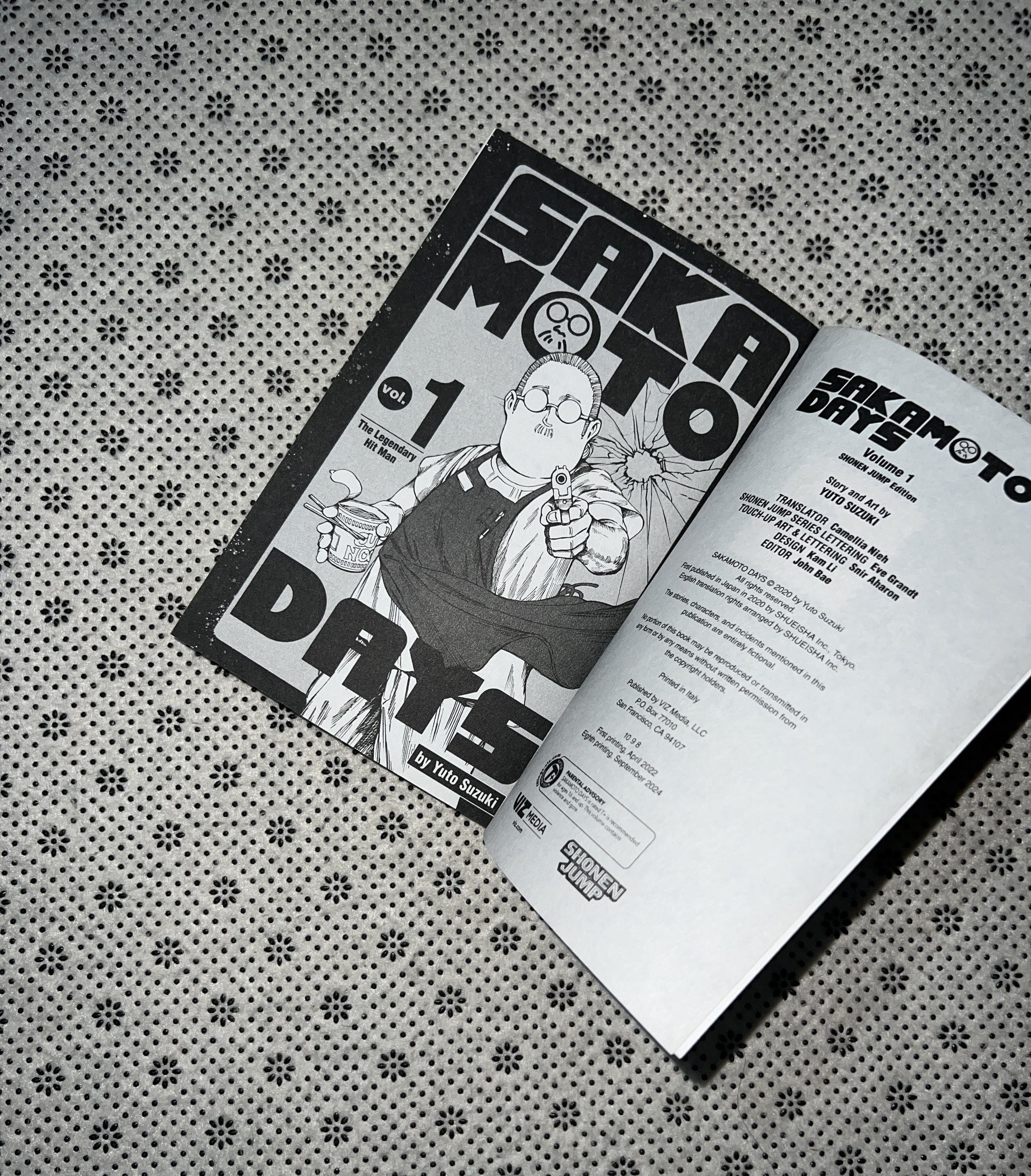 SAKAMOTO DAYS (Volume 1) by Yuto Suzuki