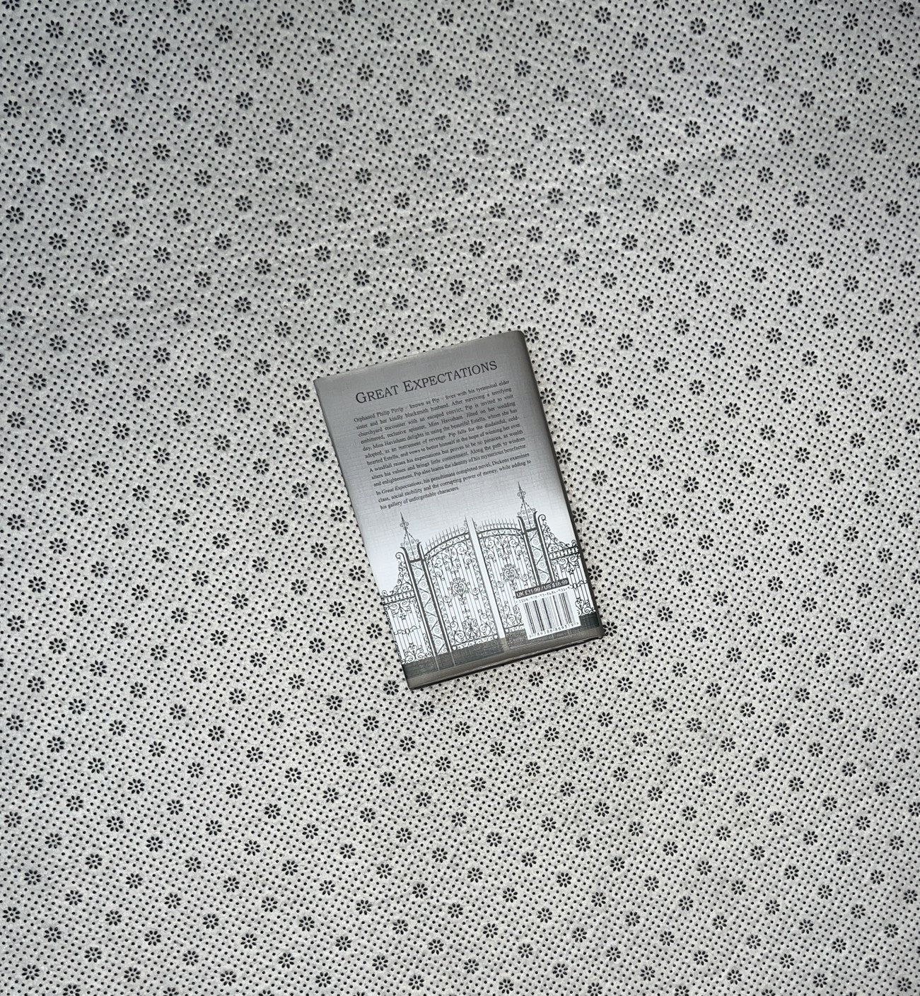 GREAT EXPECTATIONS by Charles Dickens