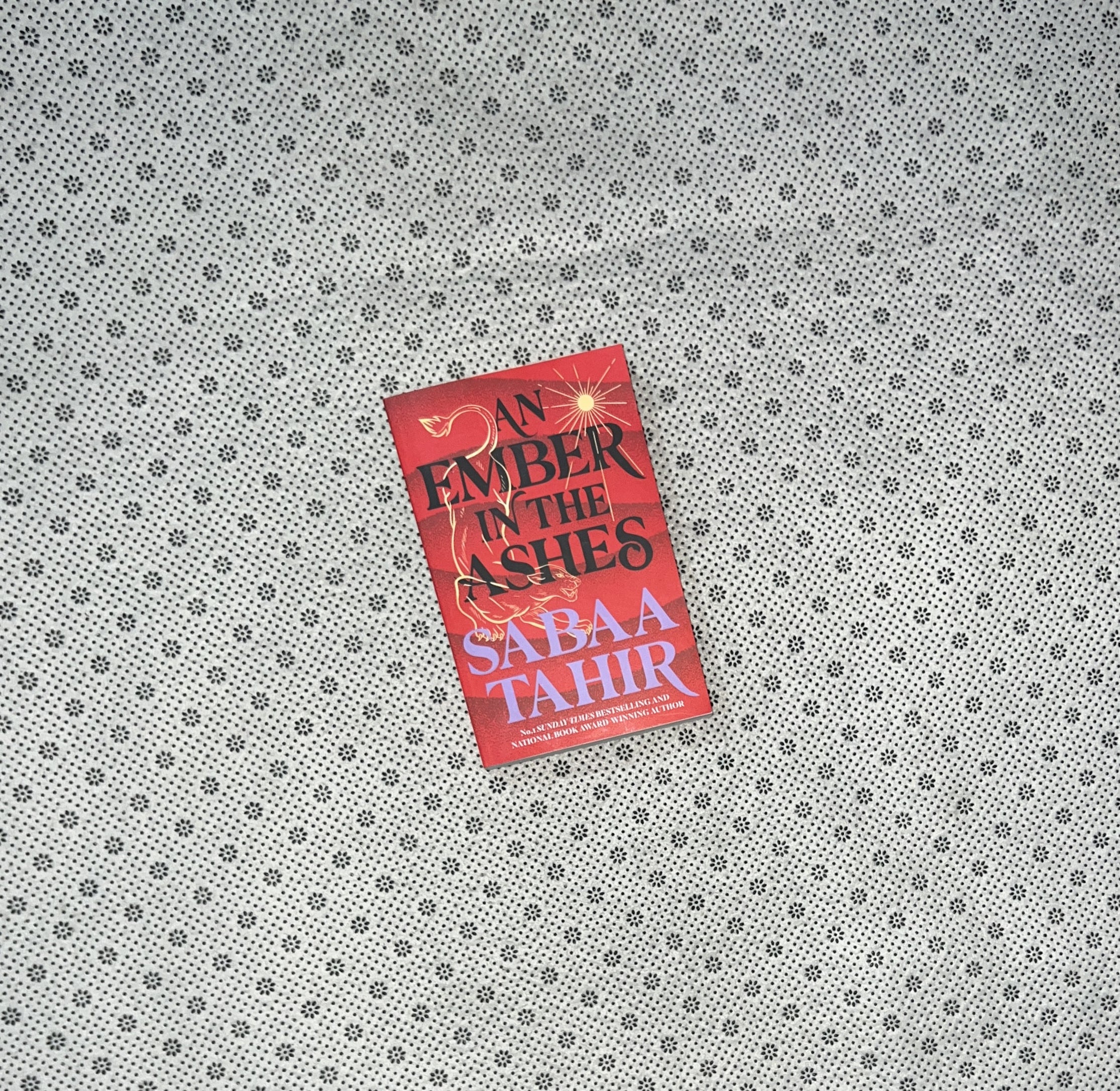 AN EMBER IN THE ASHES by Sabaa Tahir 