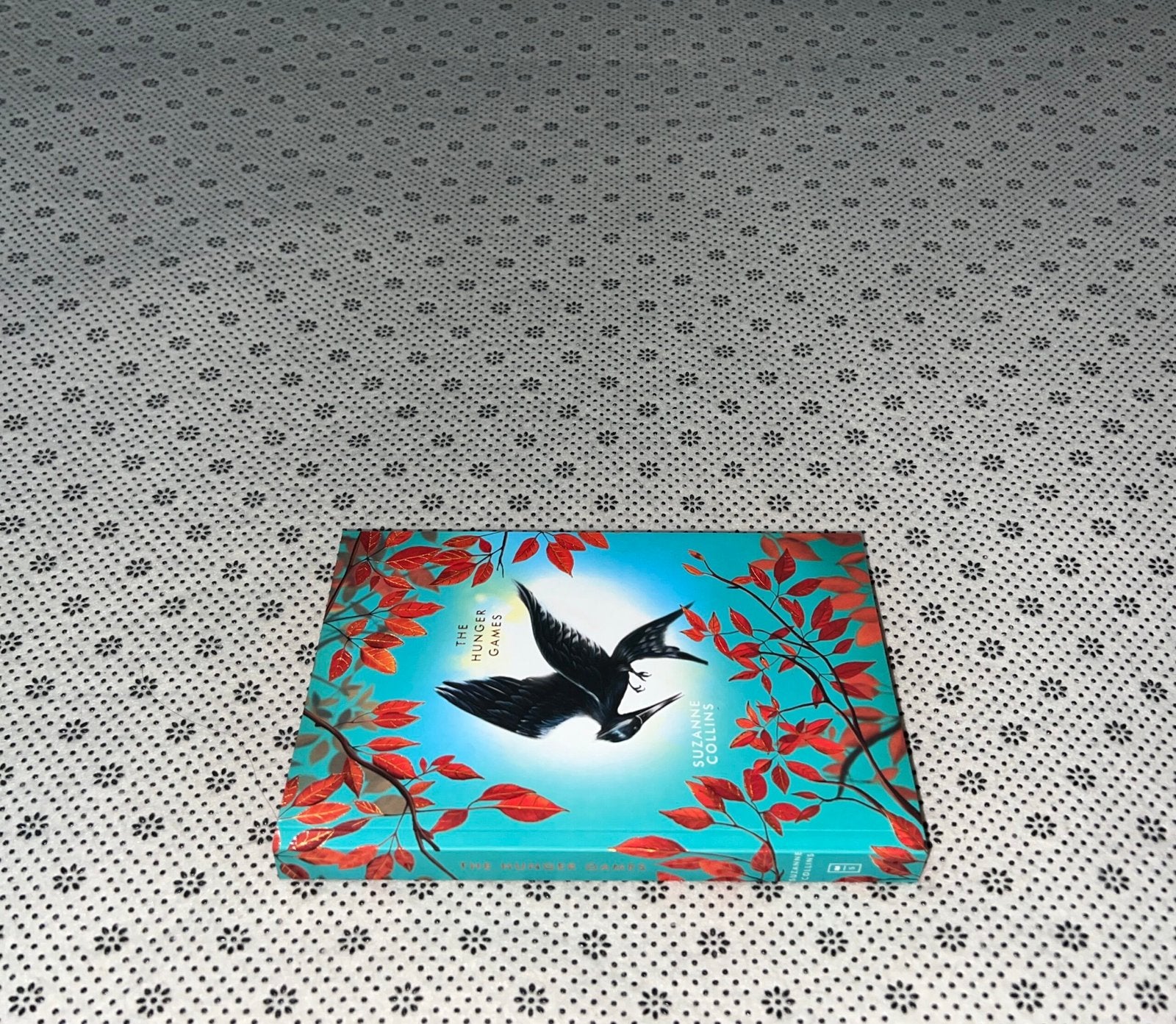 the hunger games the hunger games series book 1 the deluxe edition a stunningly designed with patterned edge by suzanne collins