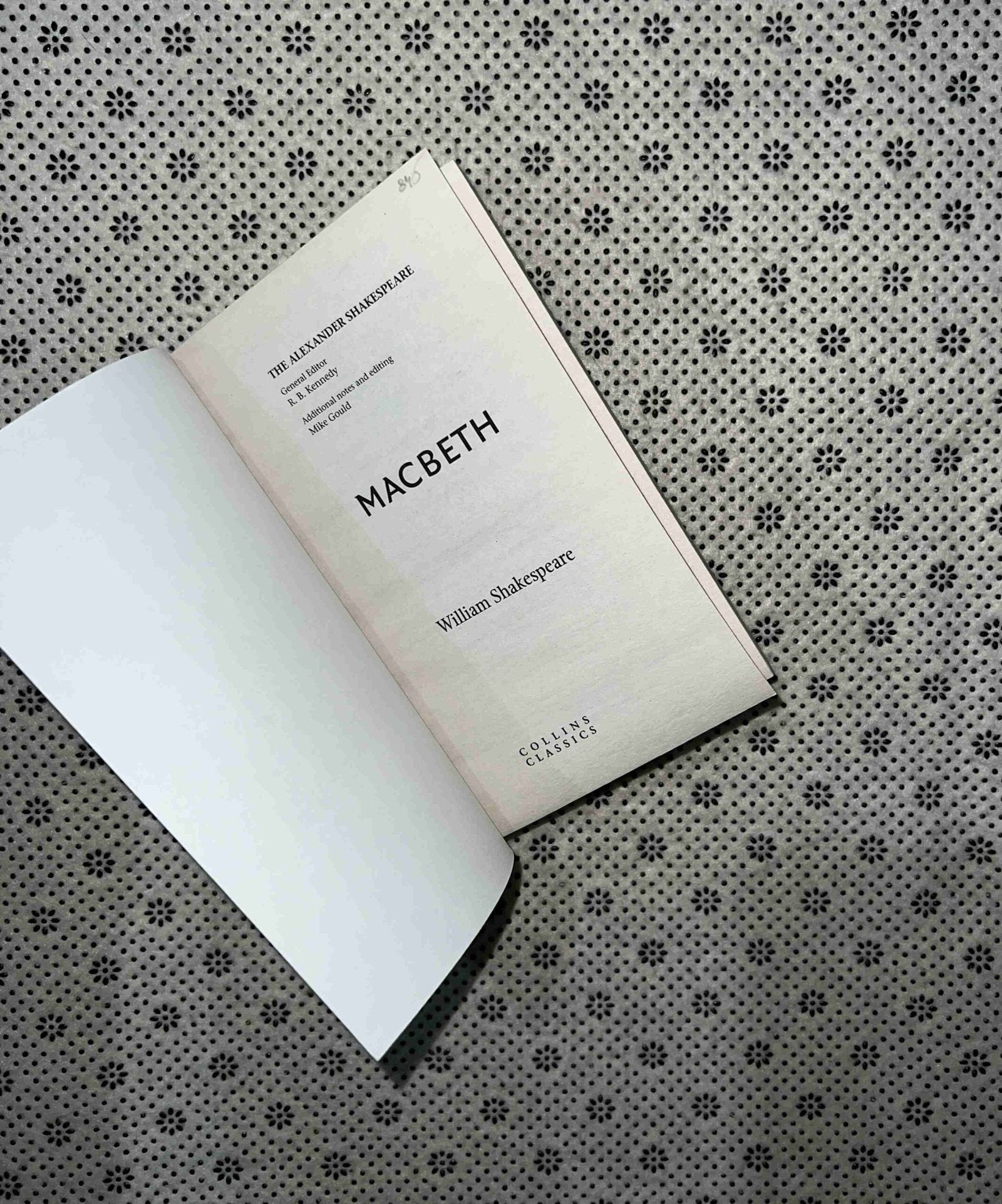 macbeth collins classics by william shakespeare