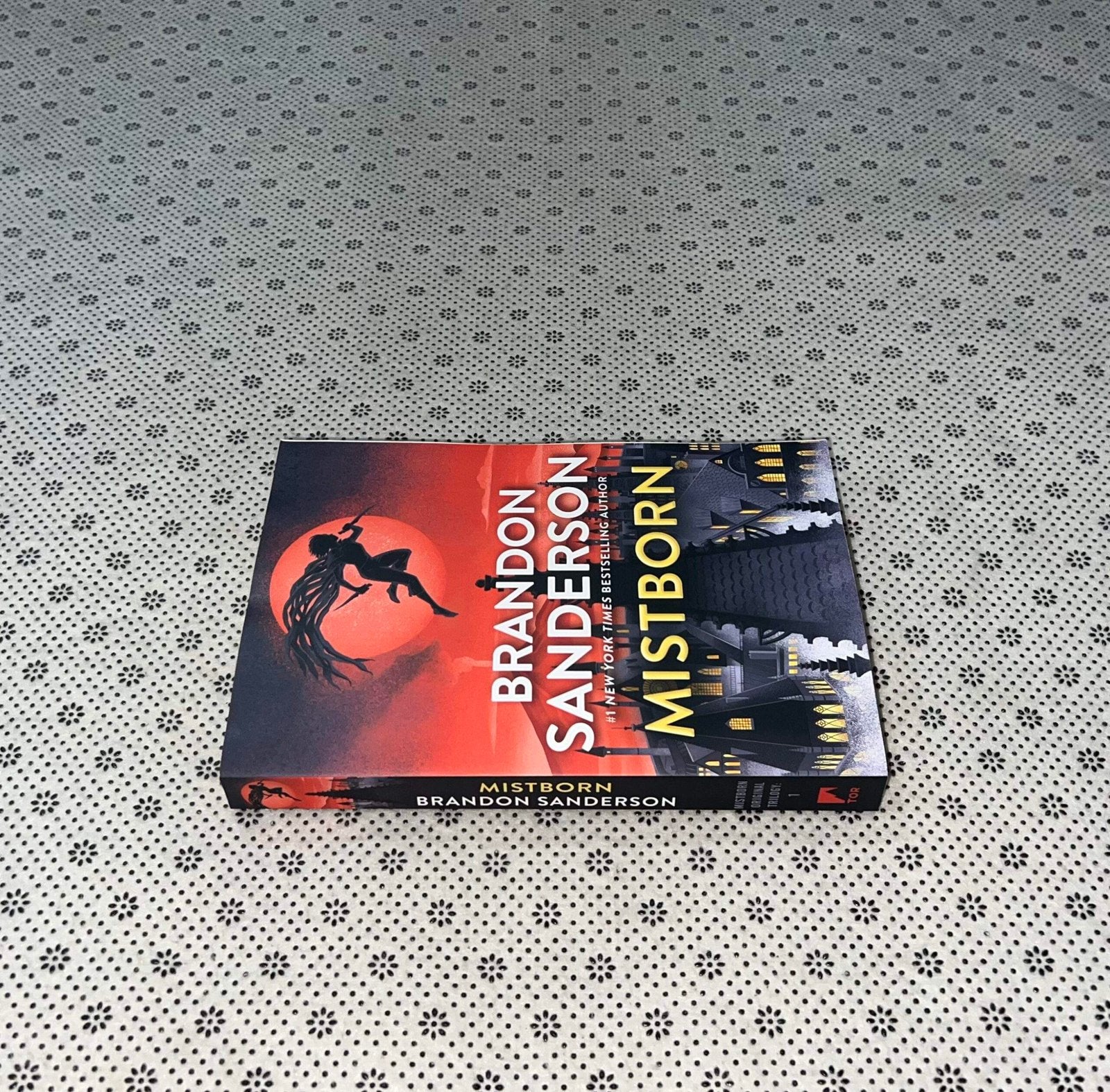 the final empire the mistborn series book 1 by brandon sanderson