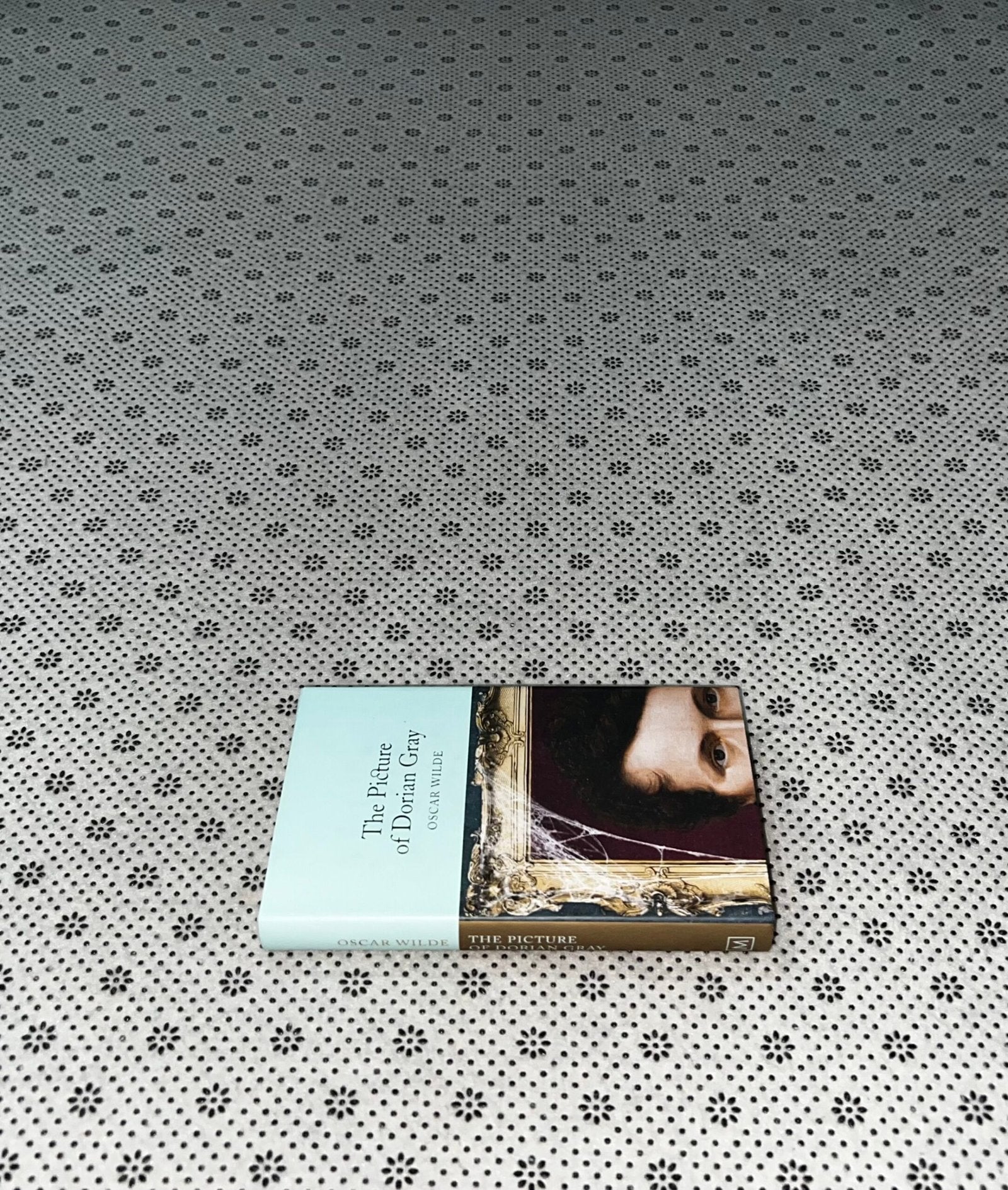 the picture of dorian gray macmillan collectors library by oscar wilde