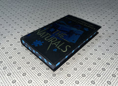 THE NATURALS by Jennifer Lynn Barnes 