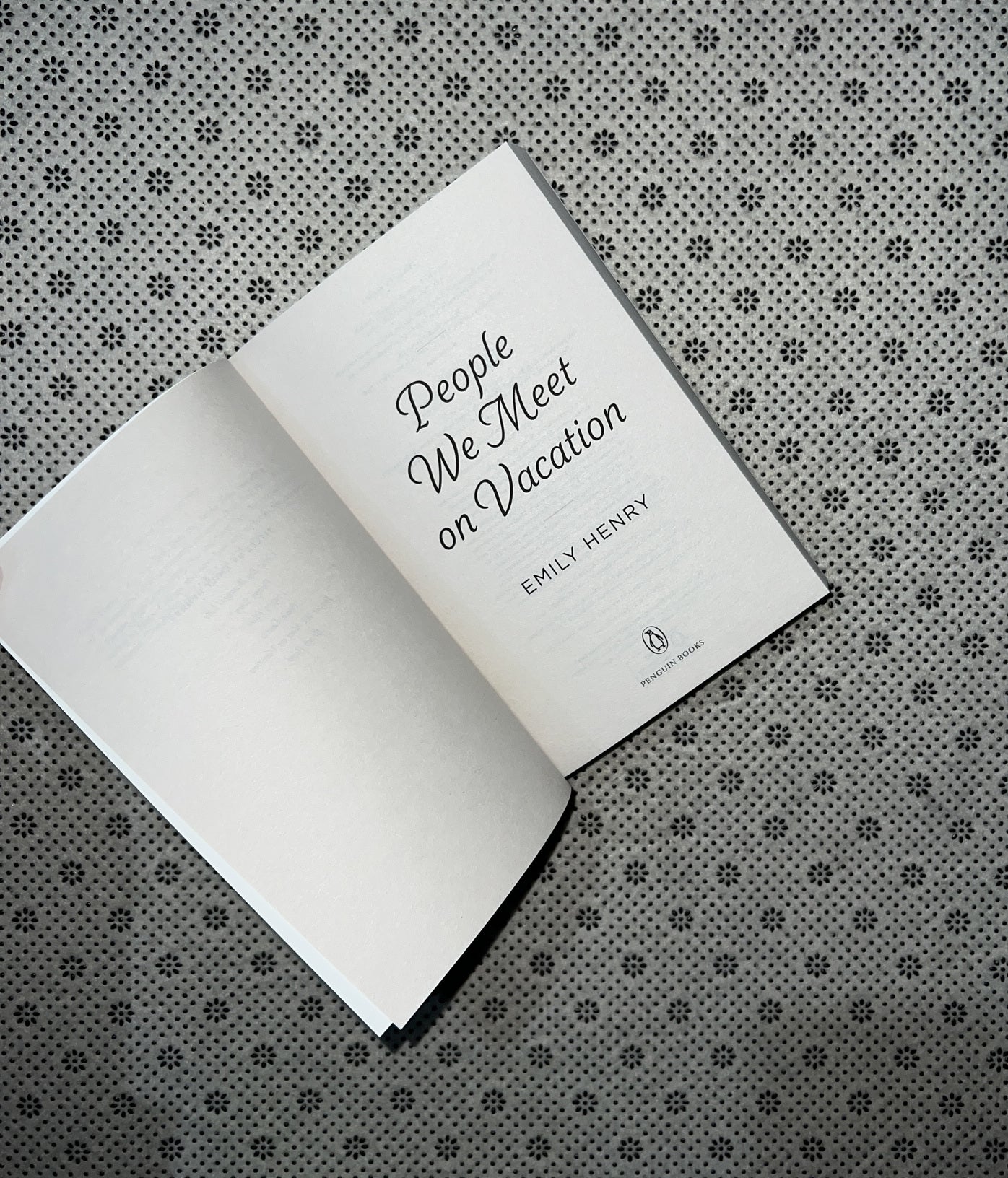 PEOPLE WE MEET ON VACATION by Emily Henry