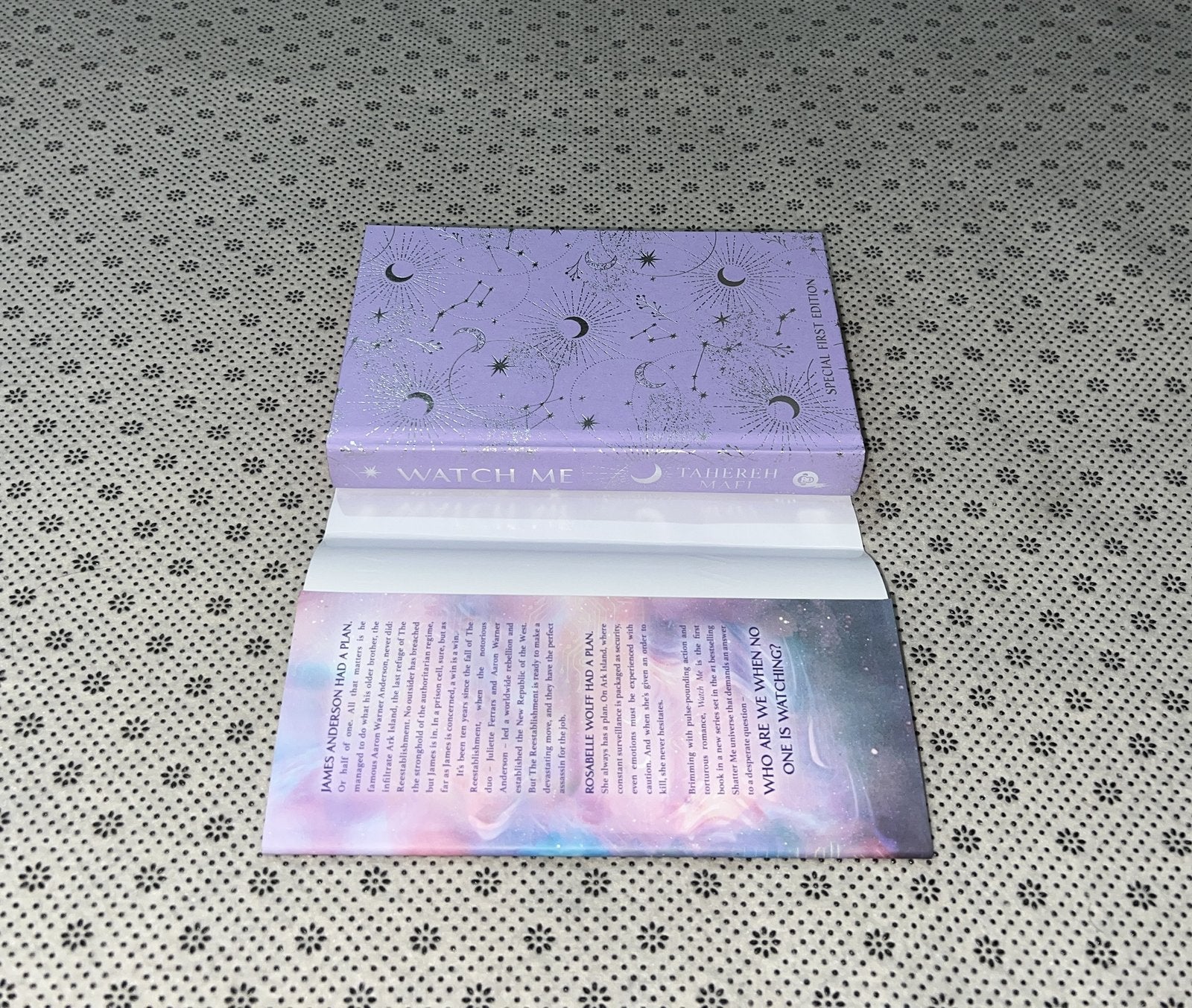 watch me shatter me the new republic series book 1 designed edges by tahereh mafi