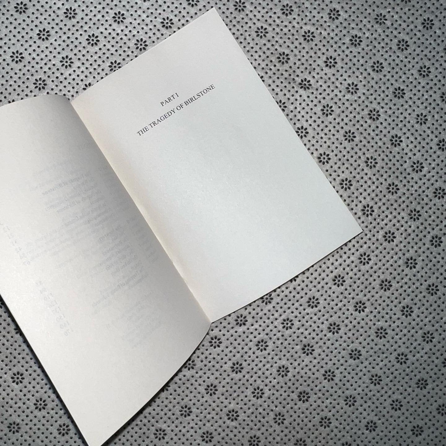 the valley of fear a sherlock holmes novel readings classics by arthur conan doyle