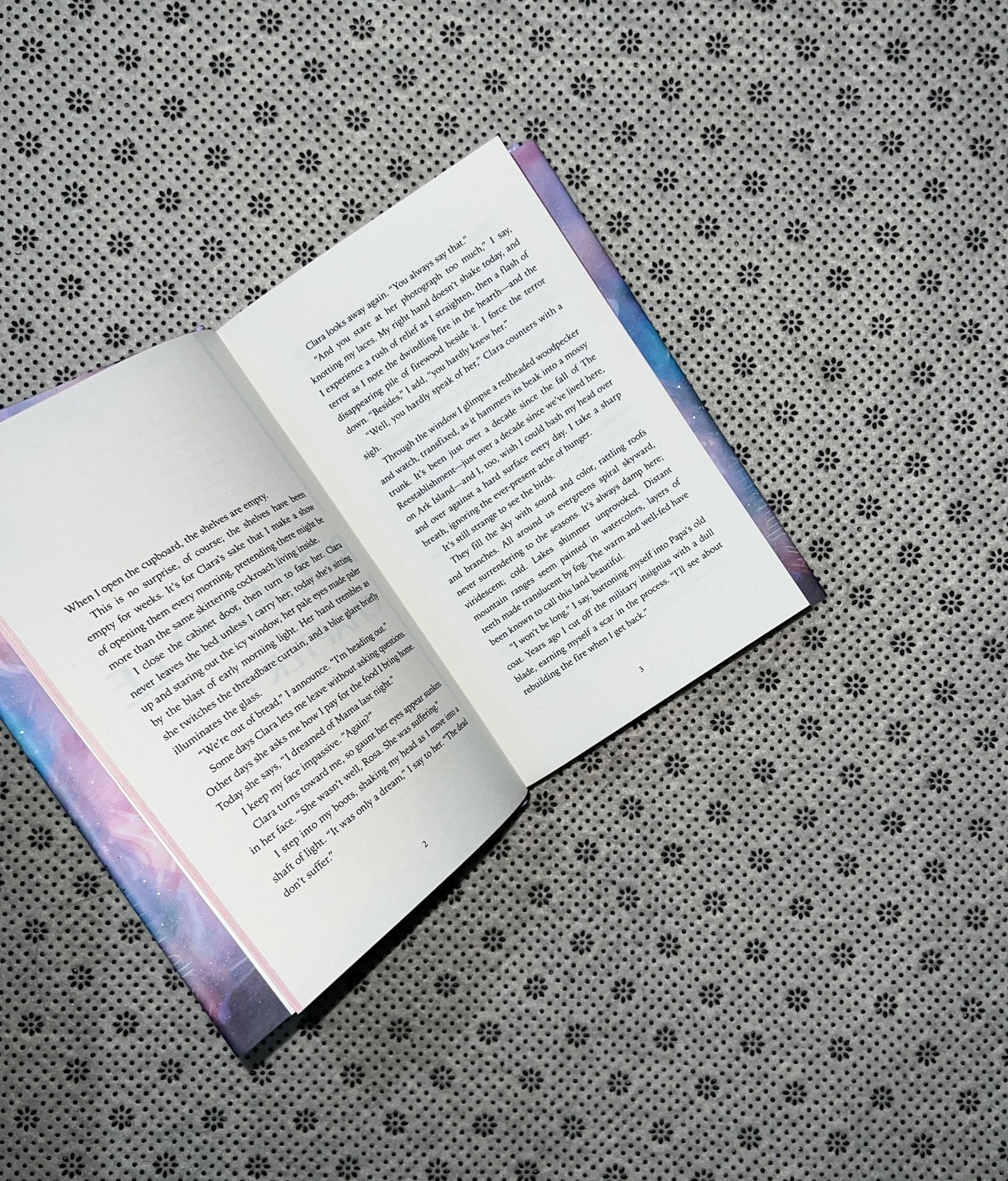 watch me shatter me the new republic series book 1 designed edges by tahereh mafi