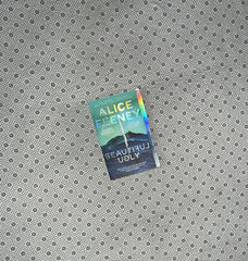 BEAUTIFUL UGLY:  A Novel by Alice Feeney