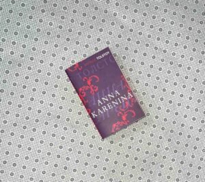 ANNA KARENINA (Translation) (Vintage Classic) by Leo Tolstoy