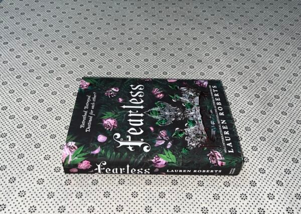 FEARLESS: The Powerless series (Book 3) by Lauren Roberts